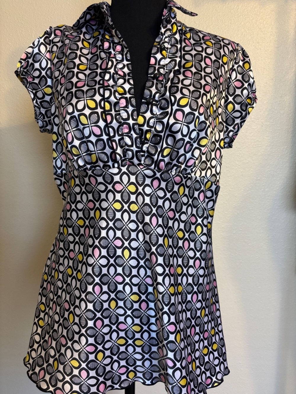 Heart Soul Black Geometric Ruffle V-Neck Blouse with Pink & Yellow Accents